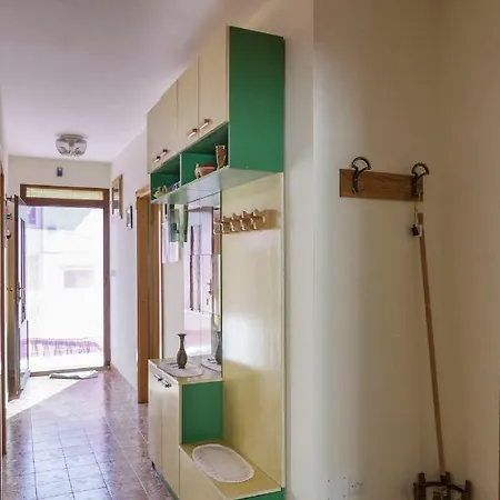 Apartman Zeljka * Komiza